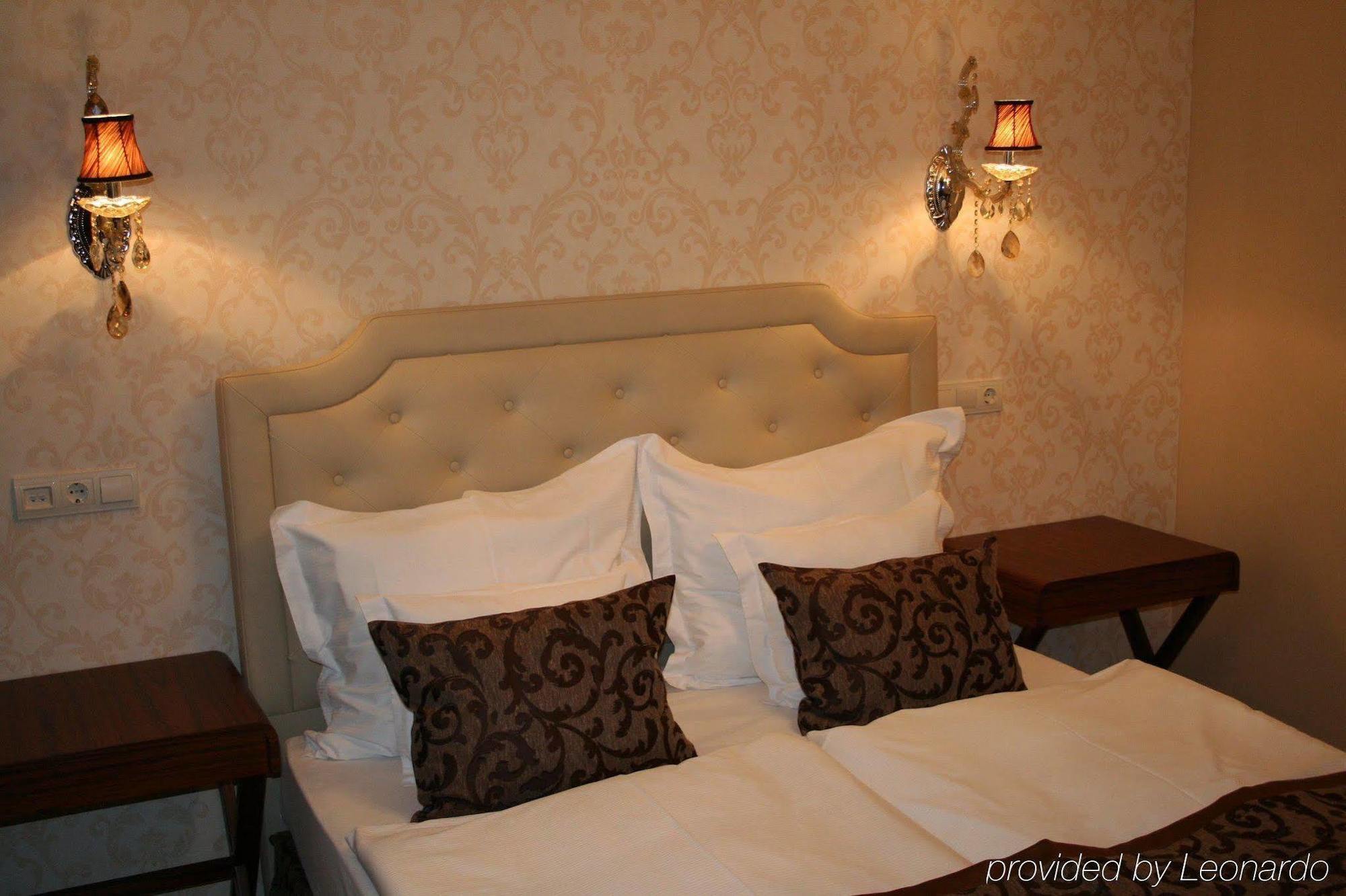 Hotel Capitulum Győr Exterior foto